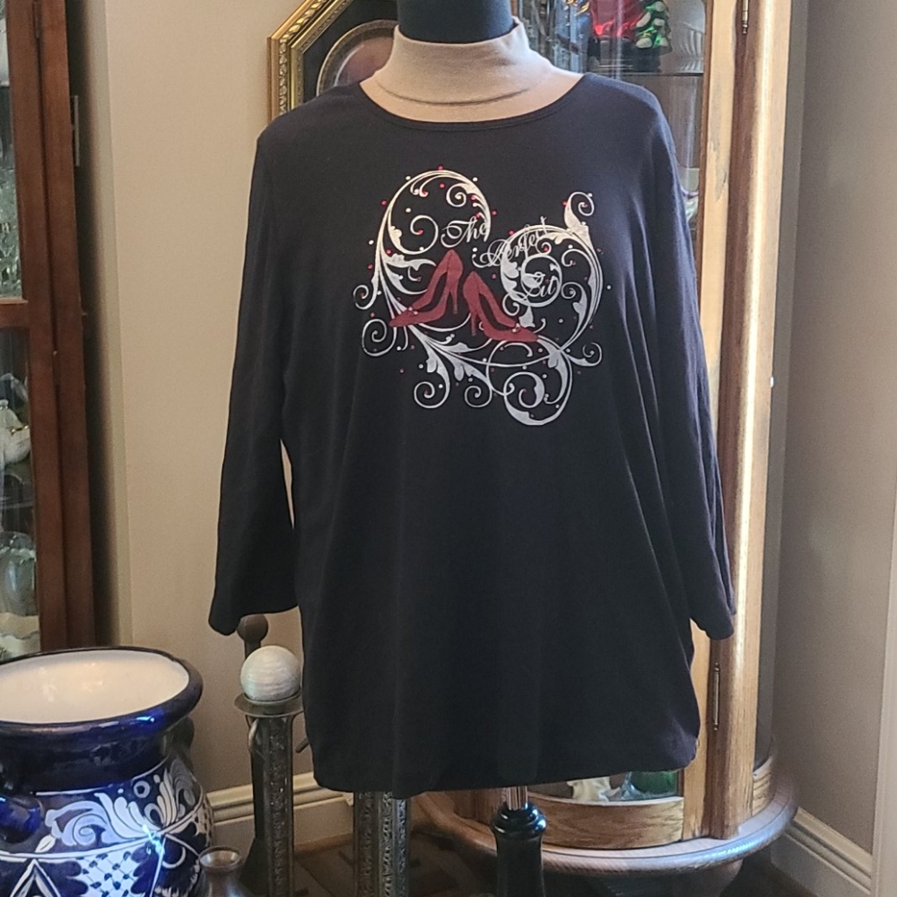 NICOLE MILLER TOP SIZE 1X BLACK/RED/SILVER